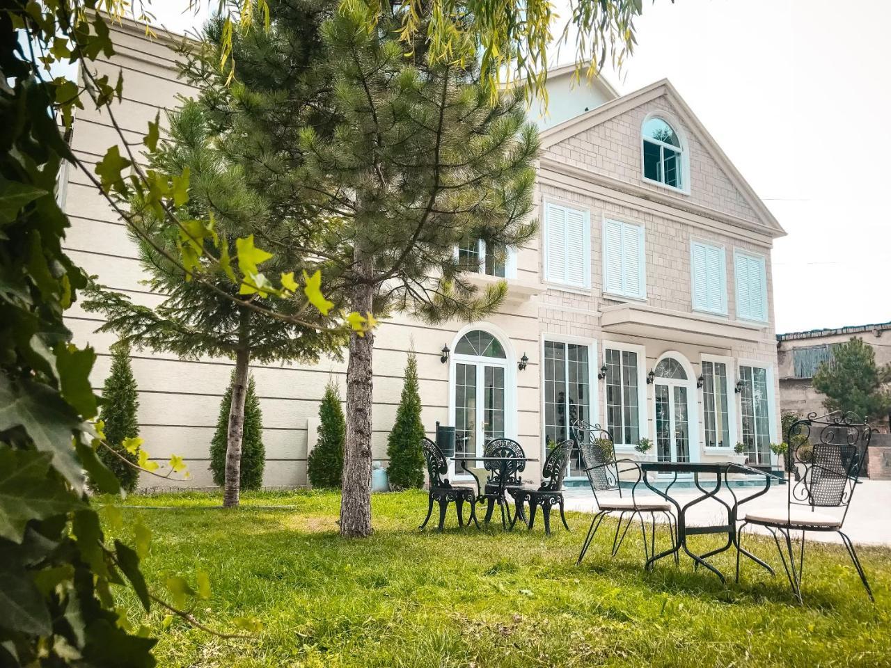 Hotel Devi Erseke Exteriér fotografie